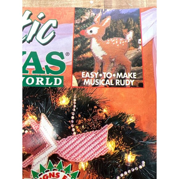 Vintage Plastic Canvas World Magazine Christmas Crafting Pattern Book 1994 - Picture 3 of 3